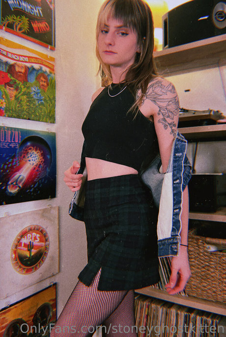 rothaarige creampie onlyfans sexy nacktheit foto