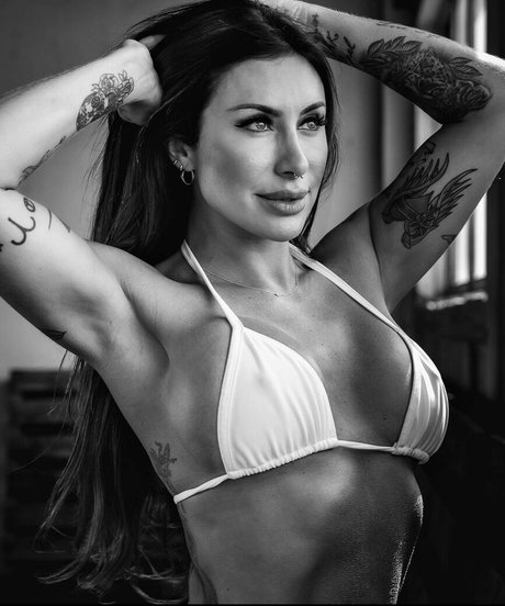 Jaque Khury porno nette bild