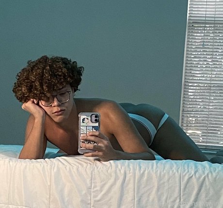 nsfwtwinx exklusive sexy bilder