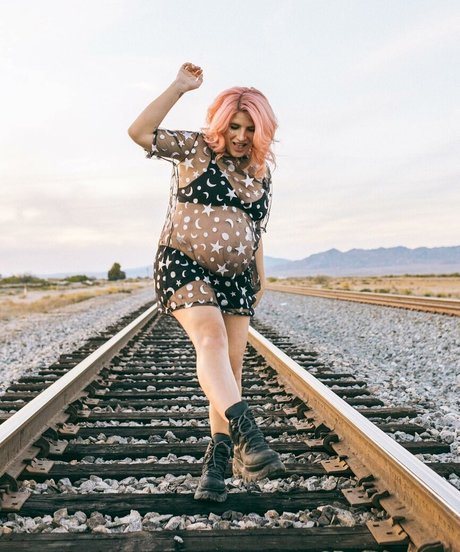 Mr Kate erotische nackten galerie