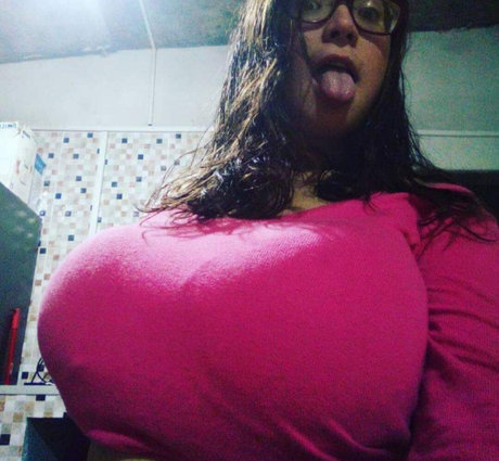 Abigail Ferreira model xxx bild