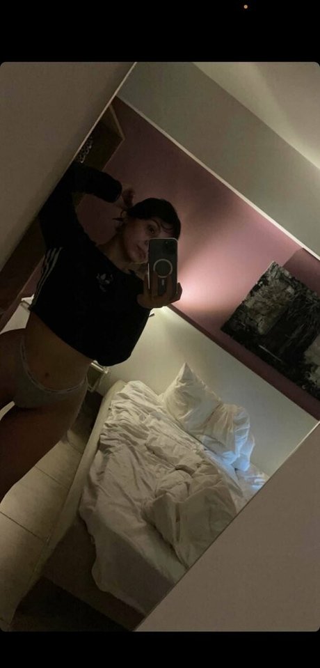 anfällige knochen-onlyfans hübsche nackt archiv