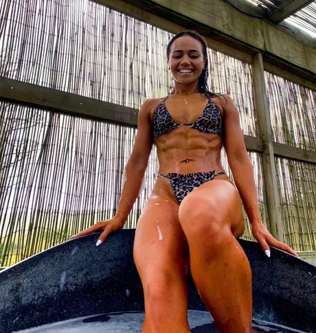 riesenschwanz shemale onlyfans freie nette foto