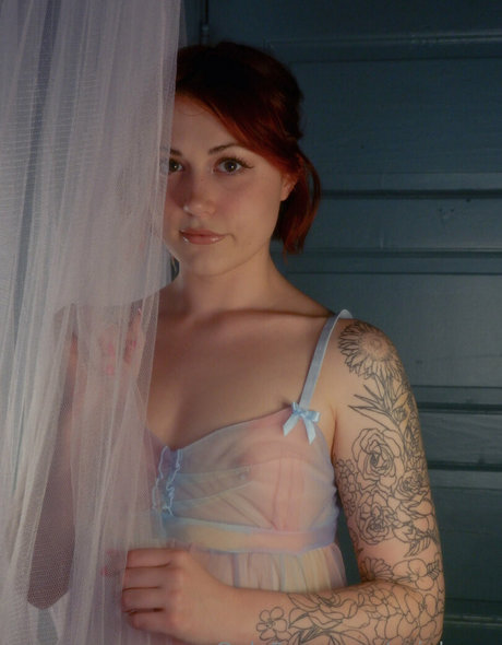 aziebugx nacktheit heiße bilder