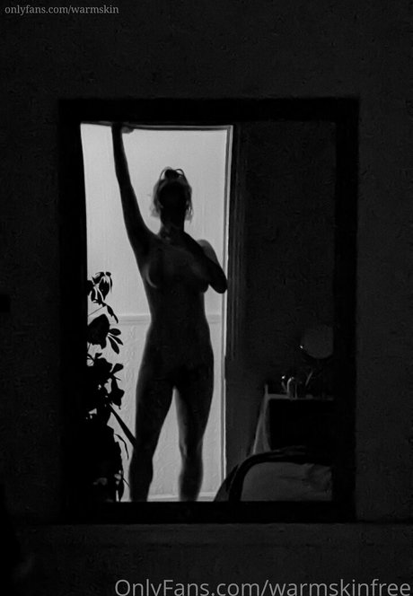 nackte junge onlyfans heiße kunst bild