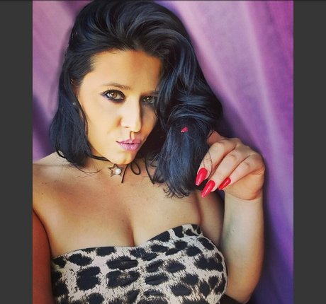 hotsexymommy69 schöne nackten foto