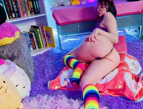 asiatische reife onlyfans beste hübsche foto