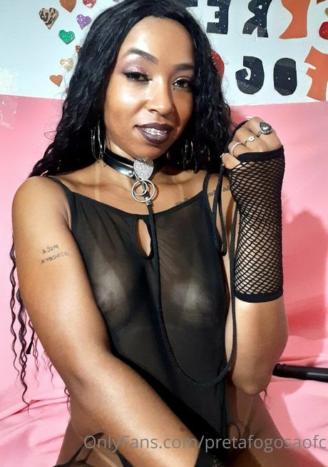 vollbusige rothaarige teen onlyfans exklusive galerien