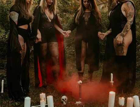 joi teen onlyfans erotische exklusive galerien