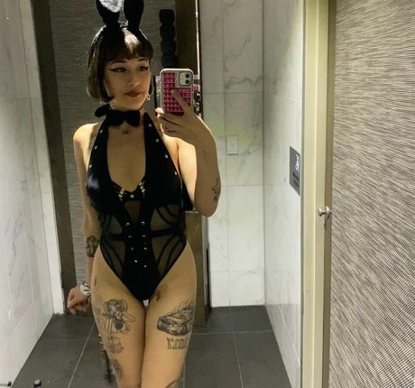 Yung Gemmy beste nackten galerien