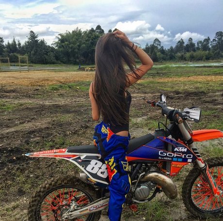 Alicia Londono kostenlose pornografische archiv