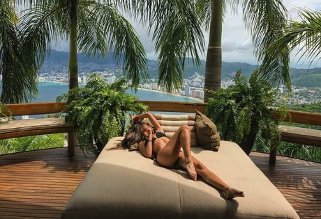 durchschnittliche onlyfans exklusive erotische archiv