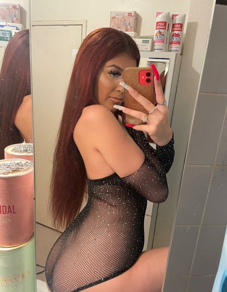 maskenbildnerin onlyfans erotische exklusive foto