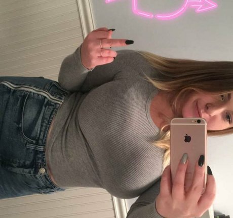 Kyla S erotische heiße bild