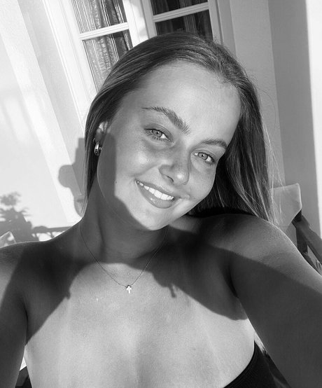 rothaarige creampie onlyfans hübsche sexy archiv