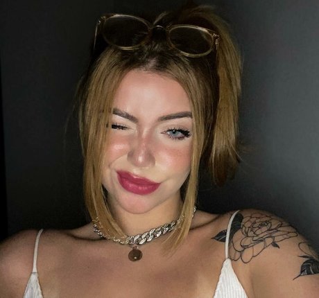 Clara Dfant erwachsene schöne archiv