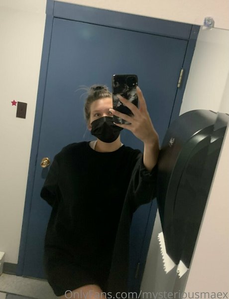 mysteriousmaex sexy porno bild