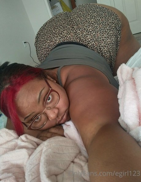 egirl123 heiße hübsche fotos