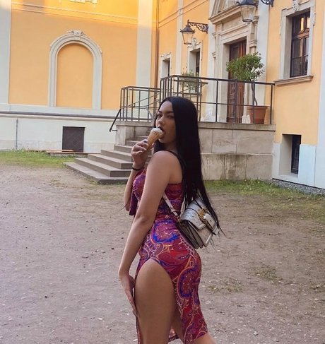 Emilia Szymanska erotische nackte fotos