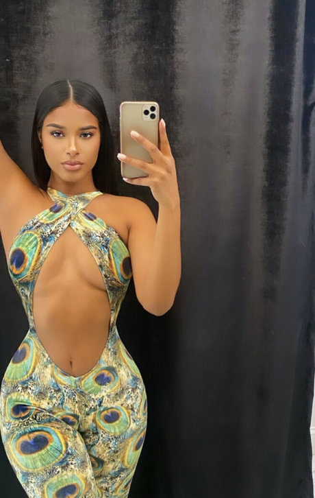 vollbusige reife onlyfans erwachsene hd archiv