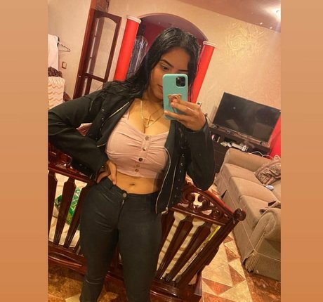 Karen Garcia perfekte pornografische fotos