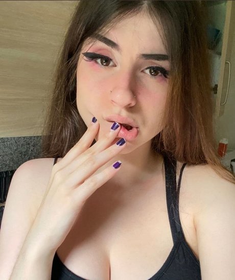 zierliche brünette nur fans kunst beste bild