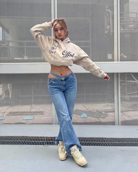 dreier asiatische onlyfans kunst nackten bilder