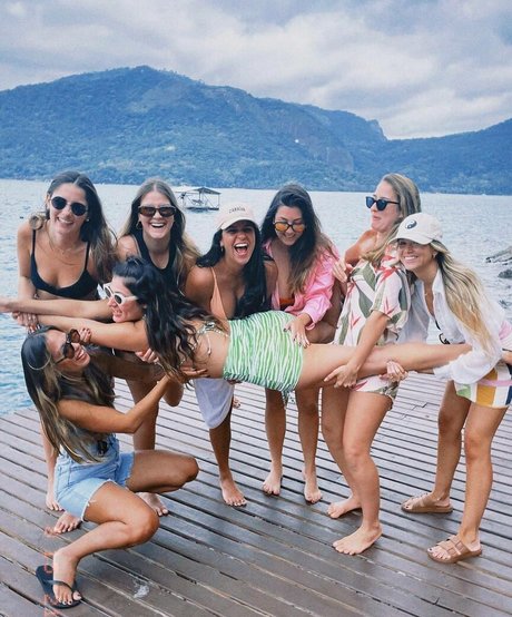 Mariana Nery xxx top bilder