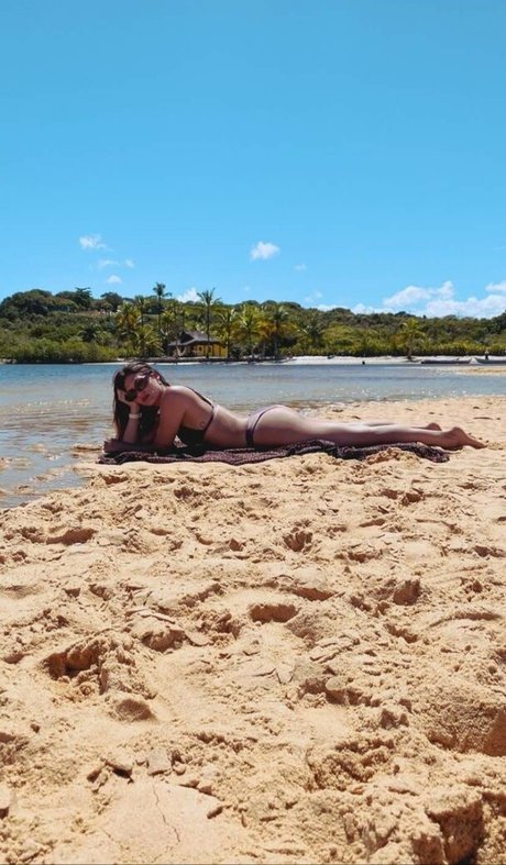 Mariana Nery heiße akt galerien