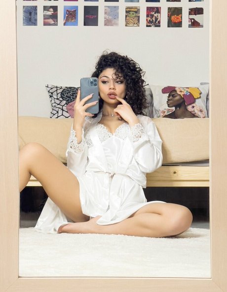 Ejderhakizi beste nackte archiv