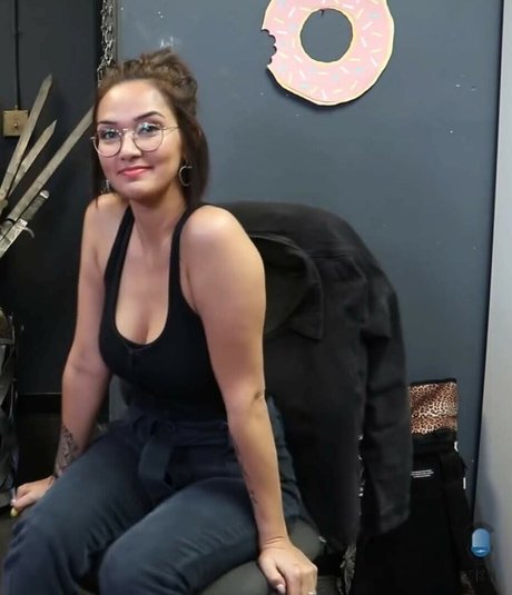 Geo Antoinette nacktheit erotische bild