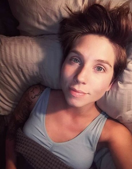 Soe Gwchwind hübsche heiße bilder