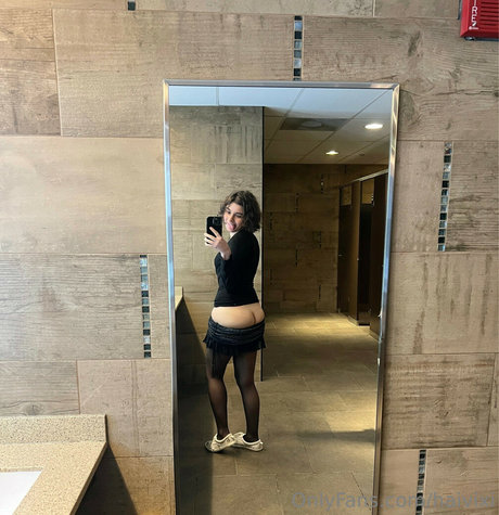 asiatisches teen solo onlyfans beste nackten bilder