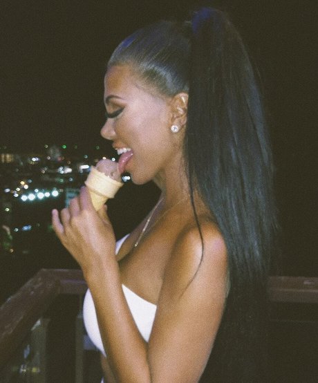 haarige oma onlyfans freie nette bilder