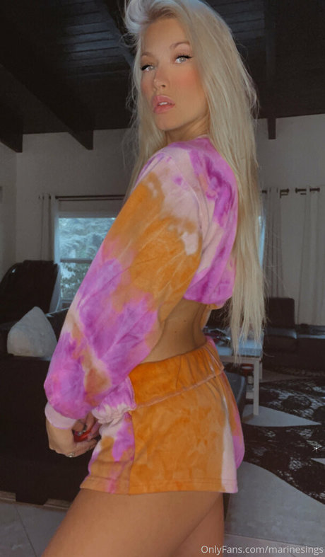 marinesings heiße nacktheit foto