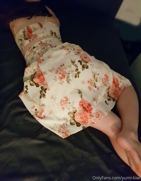 Yumi Kiwi hd perfekte foto