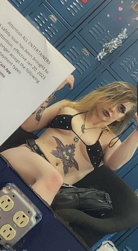 herbst-onlyfans nackt hübsche galerie