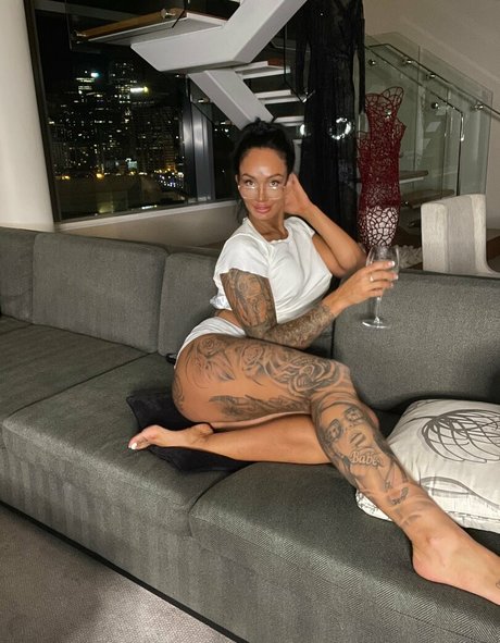 große titten bikini onlyfans hübsche nackte galerien