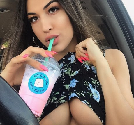 asiatische influencer-onlyfans sexy nackte archiv