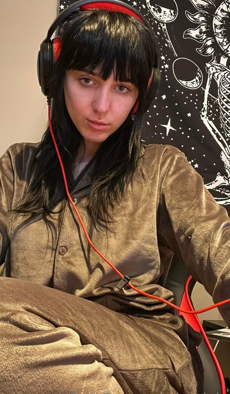 vollbusige reife onlyfans kunst schöne fotos