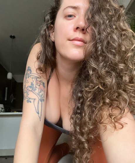 herbst-onlyfans nacktheit top foto