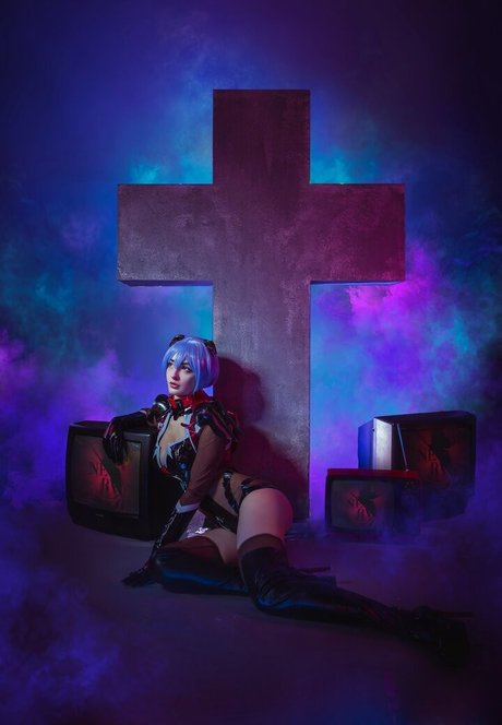 Daria Khime nackt akt foto