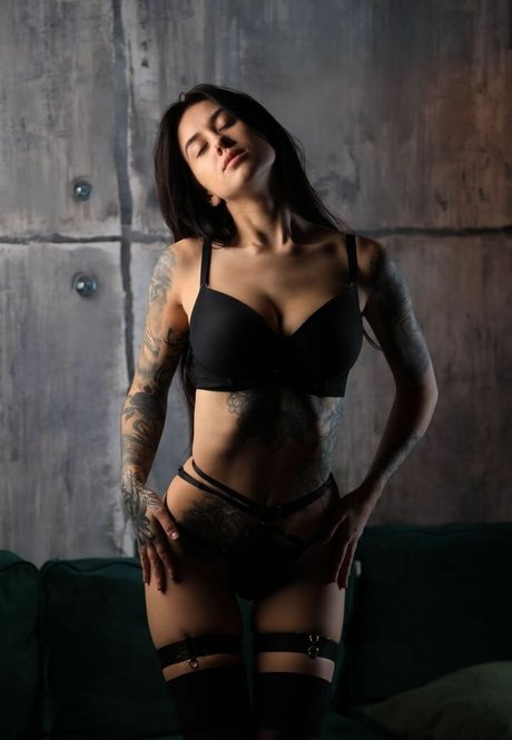 milf handjob onlyfans hübsche nette galerien