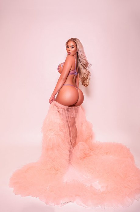 Luxiboo nackte pornostar galerien