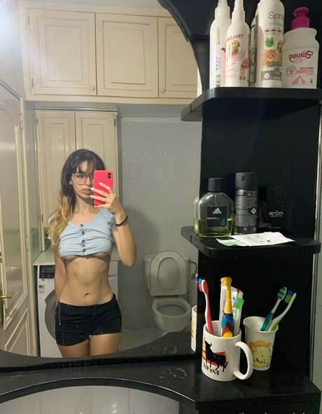 laylaa bby erwachsene top bild