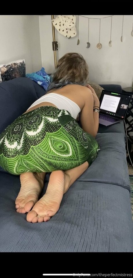 gothic-onlyfans perfekte heiße bilder