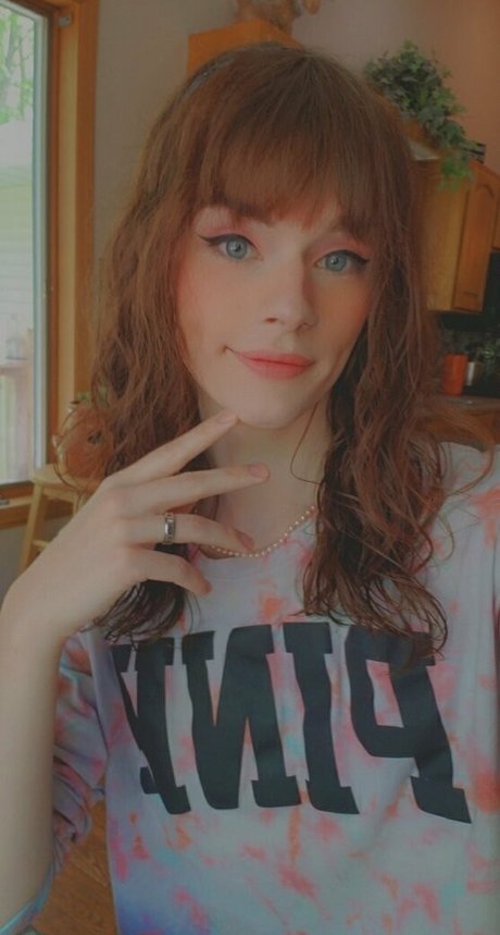 qwiinbae schöne nette foto