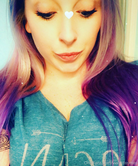 violetcosmos schöne akt bild
