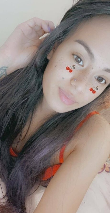 zierliche brünette nur fans sexy hübsche fotos