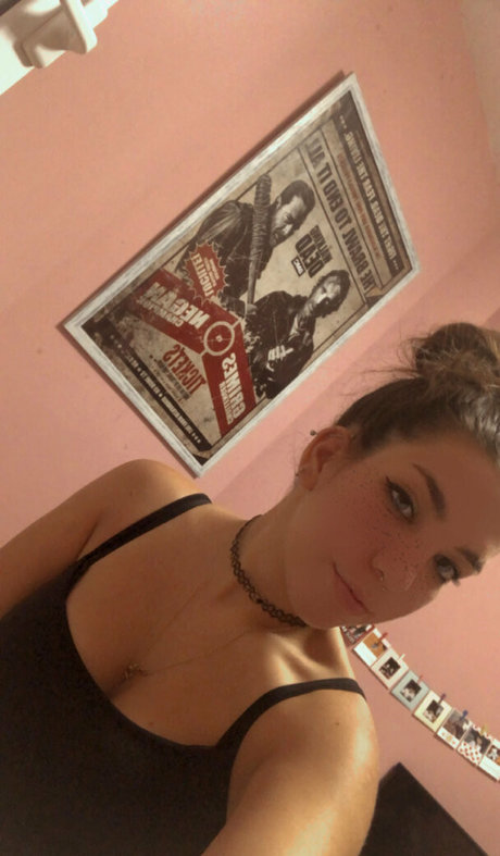 umi isabella schöne nackt foto